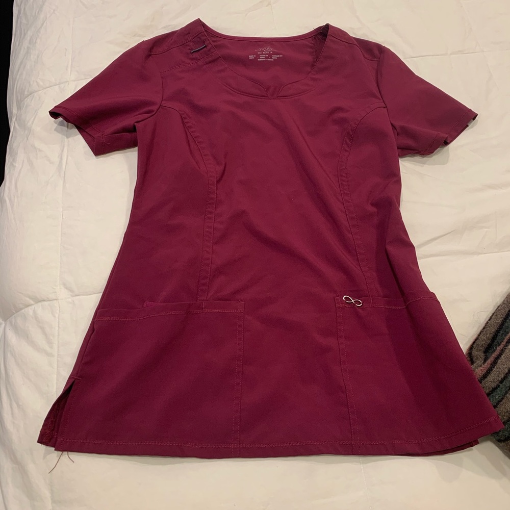 Cherokee Infinity Scrub Top